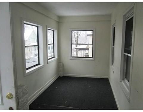 3 Thayer St, Worcester, MA 01603 photo 5