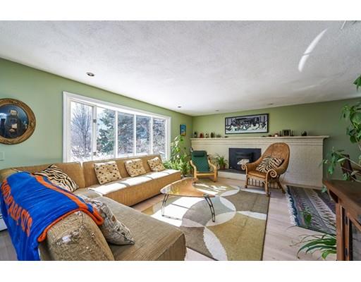 26 Harvard Cir, Needham, MA 02494 photo 2