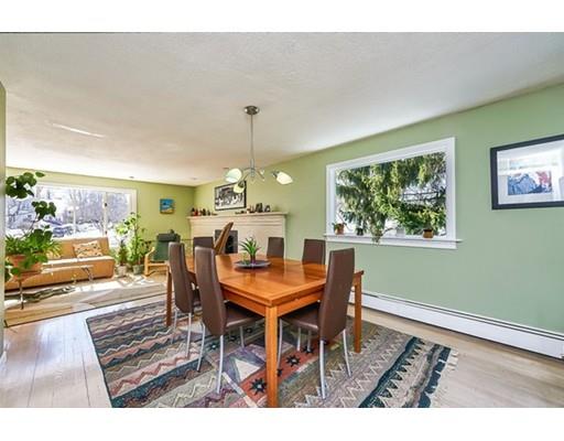 26 Harvard Cir, Needham, MA 02494 photo 4