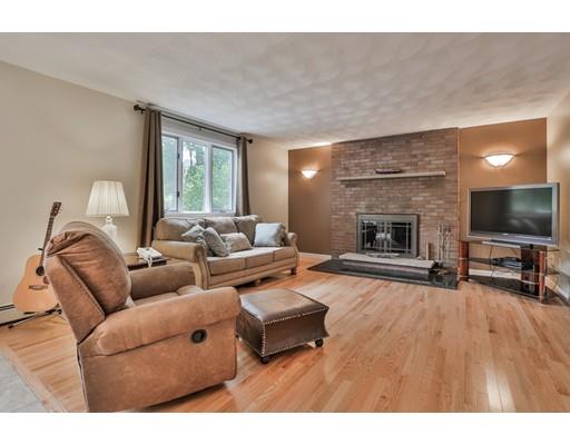 16 Enos Cir, Reading, MA 01867 photo 9