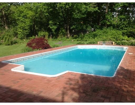 45 W Main St, Upton, MA 01568 photo 4
