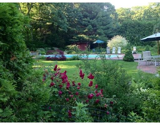 45 W Main St, Upton, MA 01568 photo 5
