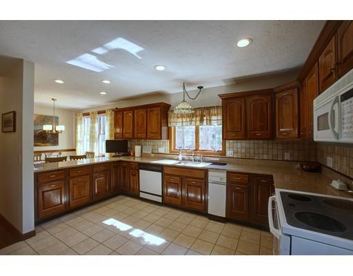 26 Vesper Dr, Bourne, MA 02559 photo 2