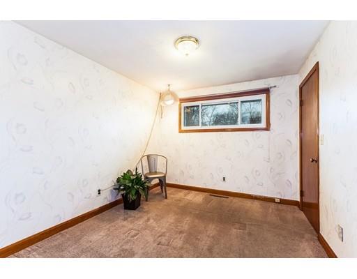 28 Mcdevitt Rd, Randolph, MA 02368 photo 12