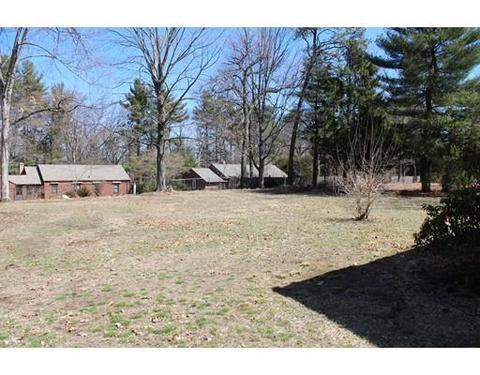 16 Winding Ln, Springfield, MA 01118 photo 4