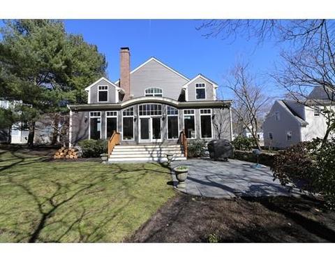 92 Thornton Rd, Needham, MA 02492 photo 2