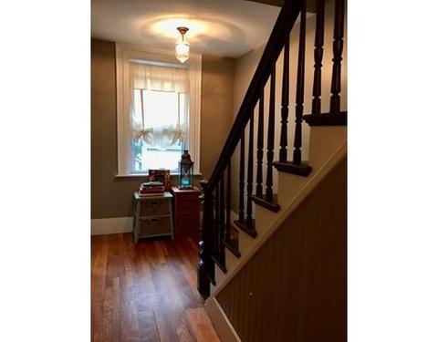 21 Wright St, Stoneham, MA 02180 photo 4