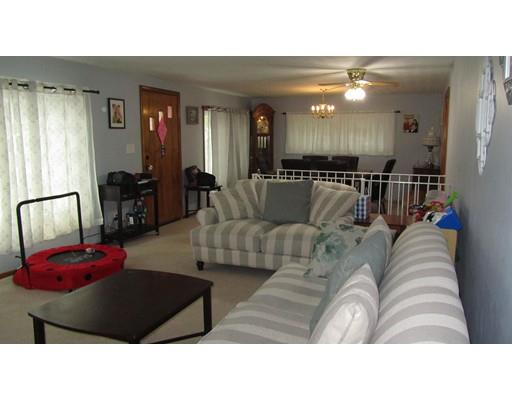 33 Tyson Rd, Worcester, MA 01606 photo 1