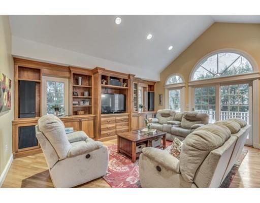 17 Meadowbrook Rd, Needham, MA 02492 photo 10