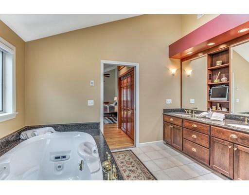 28 Joseph Way, Reading, MA 01867 photo 22
