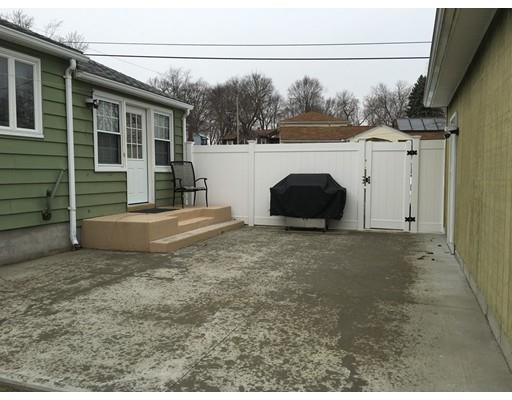 3 Randall St, Chicopee, MA 01013 photo 9
