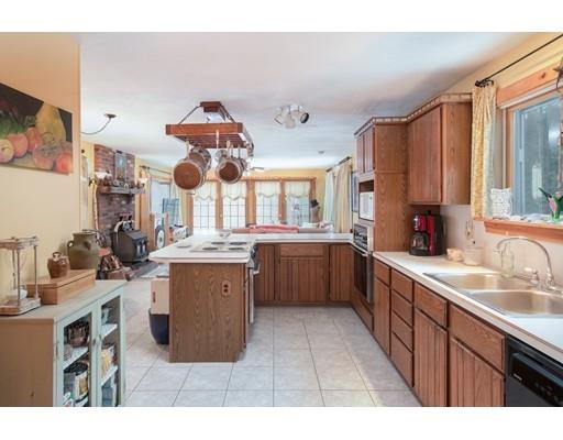 44 Hartford Ave N, Upton, MA 01568 photo 9