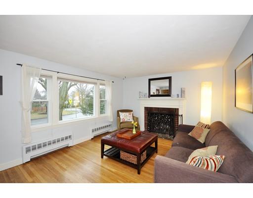 49 Dickson Ave, Arlington, MA 02474 photo 4