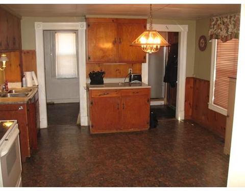 120 Hampshire St, Springfield, MA 01151 photo 8