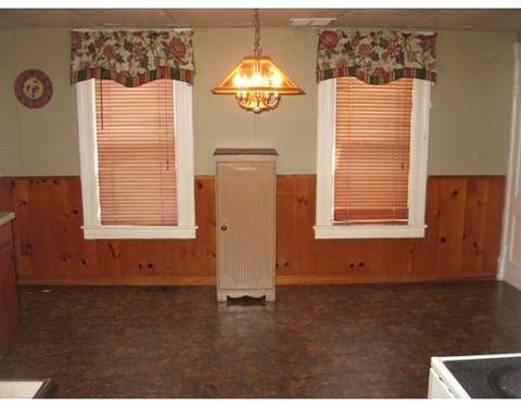 120 Hampshire St, Springfield, MA 01151 photo 9