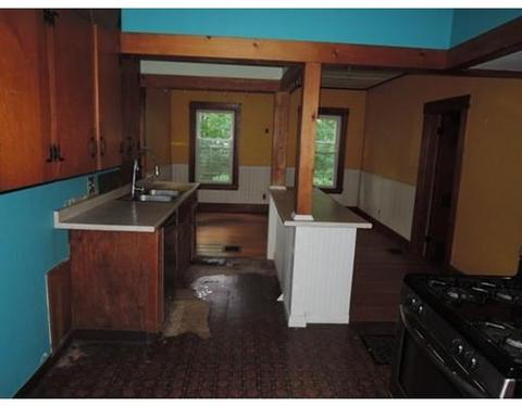 23 E Howe St, Orange, MA 01364 photo 10