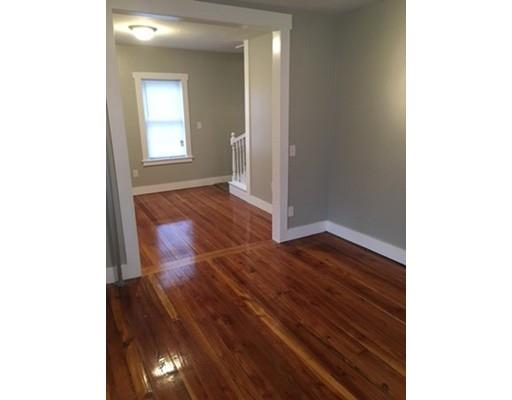 61 Clantoy St, Springfield, MA 01104 photo 4