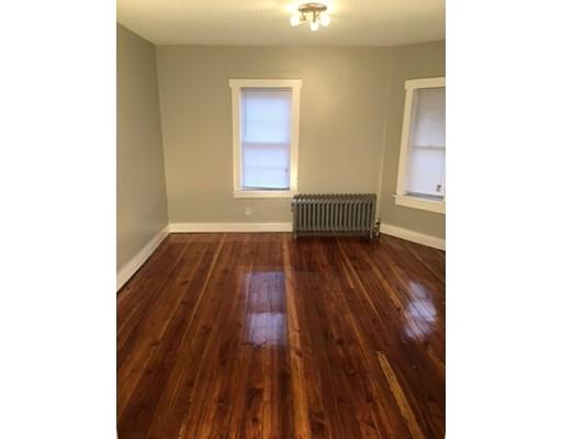 61 Clantoy St, Springfield, MA 01104 photo 5
