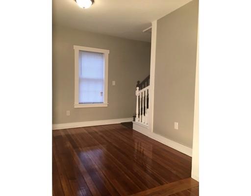 61 Clantoy St, Springfield, MA 01104 photo 6
