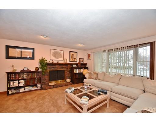 1 Cross St, Reading, MA 01867 photo 10