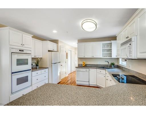 9 Donovan Dr, Framingham, MA 01701 photo 8