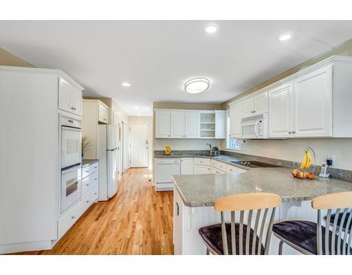 9 Donovan Dr, Framingham, MA 01701 photo 6