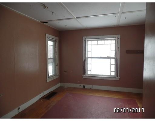 40 E Myrtle St, Orange, MA 01364 photo 16