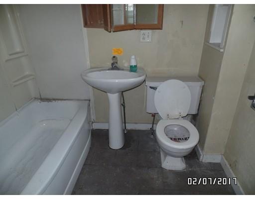 40 E Myrtle St, Orange, MA 01364 photo 9