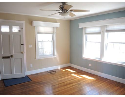 10 Pickering Pl, Needham, MA 02492 photo 4