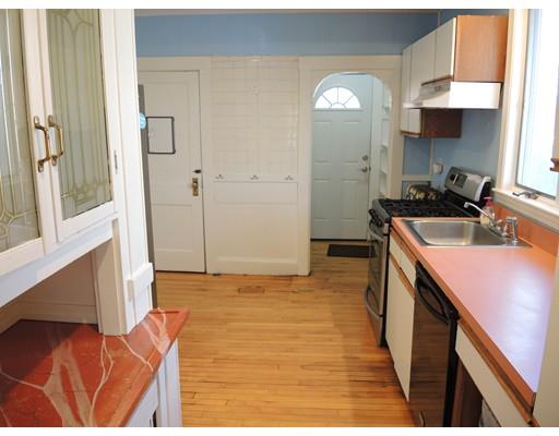 10 Pickering Pl, Needham, MA 02492 photo 9