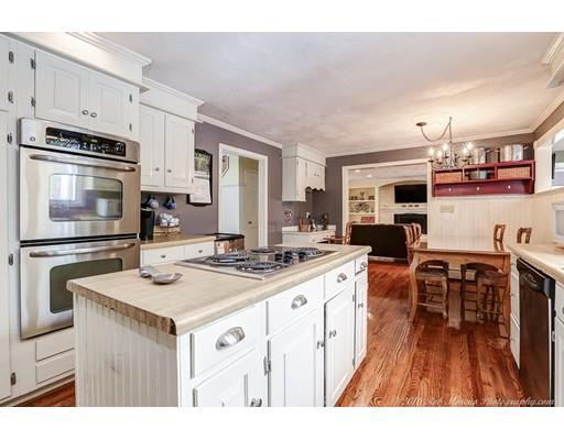 13 Belknap Dr, Atkinson, NH 03811 photo 8