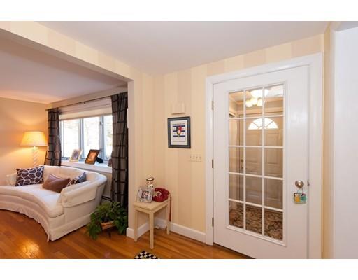 15 Roberta Rd, Sharon, MA 02067 photo 3