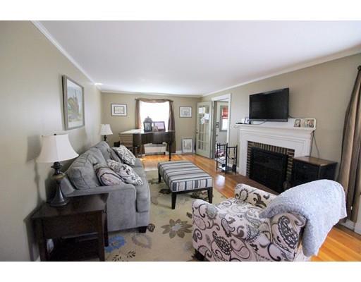 393 Edgell Rd, Framingham, MA 01701 photo 4