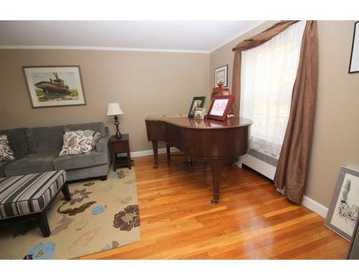 393 Edgell Rd, Framingham, MA 01701 photo 6