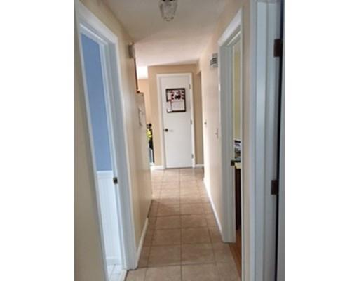 16 Austin St, Chicopee, MA 01013 photo 6