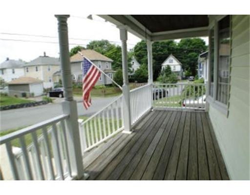 6 Park St, Saugus, MA 01906 photo 3