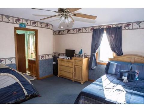 1633 Bay St, Fall River, MA 02724 photo 8
