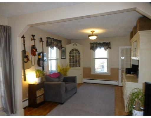 15 Corrine St, Worcester, MA 01604 photo 8