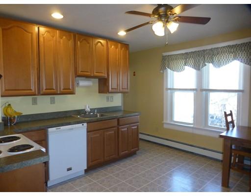 15 Corrine St, Worcester, MA 01604 photo 9