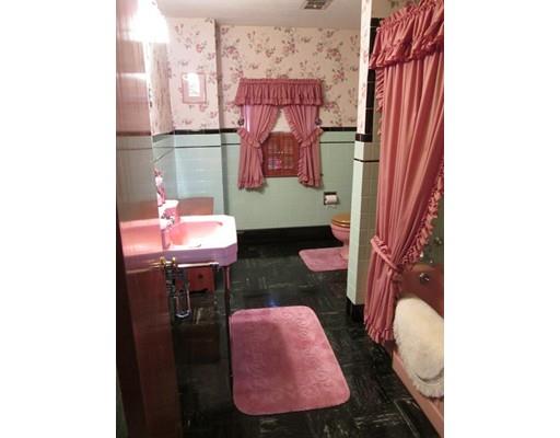 104 Dixie Ter, Chicopee, MA 01020 photo 9