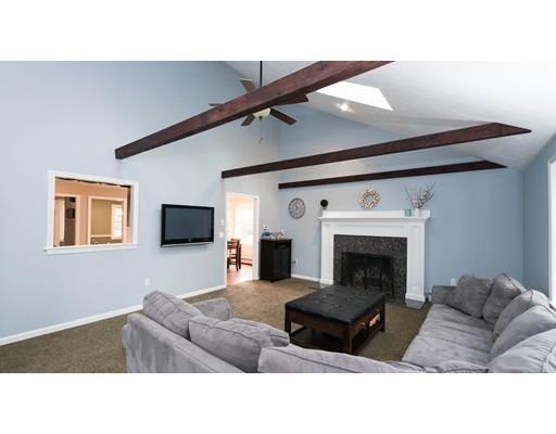 18 Colonial Dr, Mendon, MA 01756 photo 11