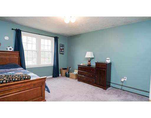 18 Colonial Dr, Mendon, MA 01756 photo 21