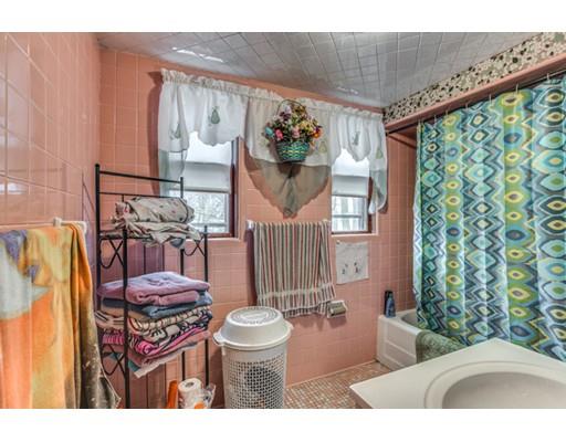 24 Cottage St, Everett, MA 02149 photo 14