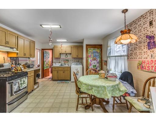 24 Cottage St, Everett, MA 02149 photo 9