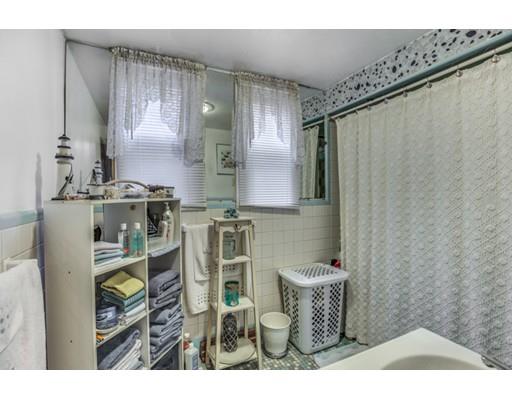 24 Cottage St, Everett, MA 02149 photo 30