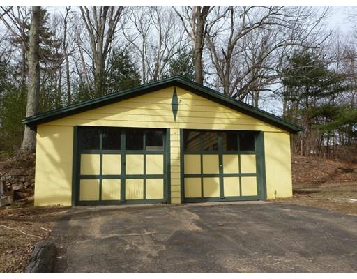 11 Teddy Rd, Worcester, MA 01603 photo 2