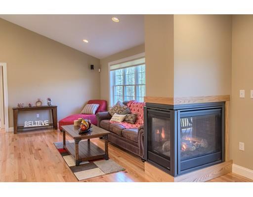 89 Pine St, Douglas, MA 01516 photo 11
