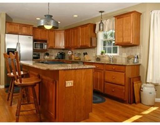 10 Rose Rd, Millis, MA 02054 photo 2
