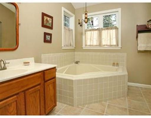 10 Rose Rd, Millis, MA 02054 photo 9