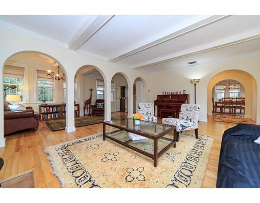 89 Welland Rd, Brookline, MA 02445 photo 5